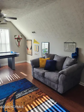 $2,100 | 220 Newport Drive, Jacksonville, NC 28540