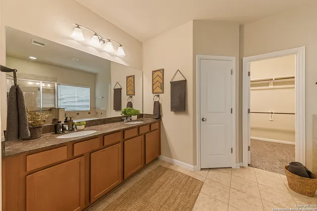 $400,000 | 515 Secluded Grove, San Antonio, TX 78253