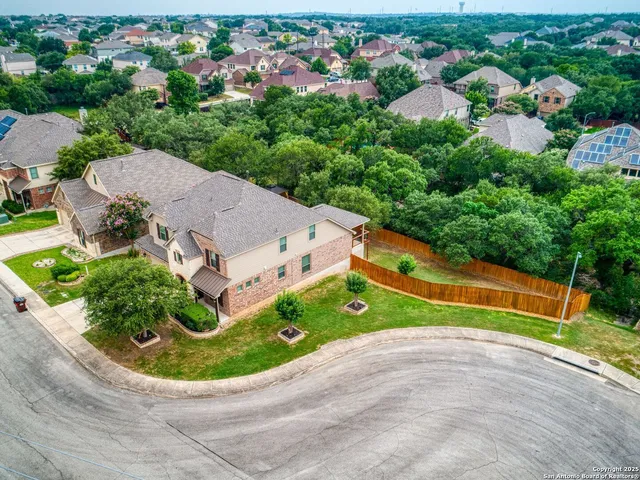 $400,000 | 515 Secluded Grove, San Antonio, TX 78253