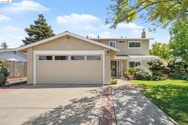 $1,098,000 | 2092 Casa Grande Street, Benicia, CA 94510