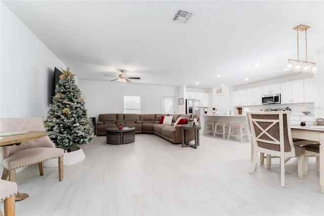 $425,000 | 13310 Woodworth Way, Riverview, FL 33579