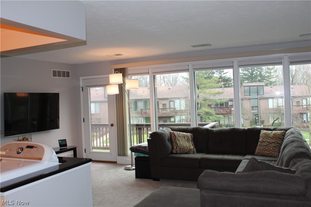 985 Canyon View Road, Unit 202 Northfield, OH 44067 - Photo 13 of 14