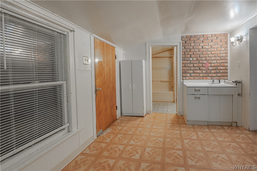 44 Ransom Street North Tonawanda, NY 14120 - Photo 9 of 25