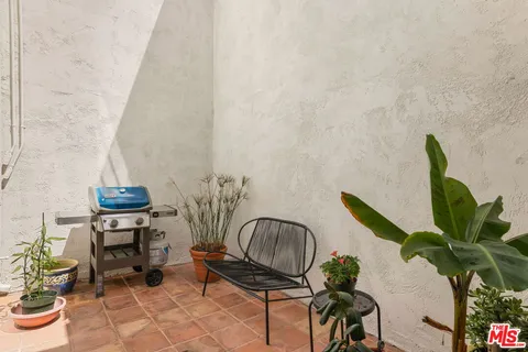 $1,498,000 | 11639 Missouri Avenue, Los Angeles, CA 90025