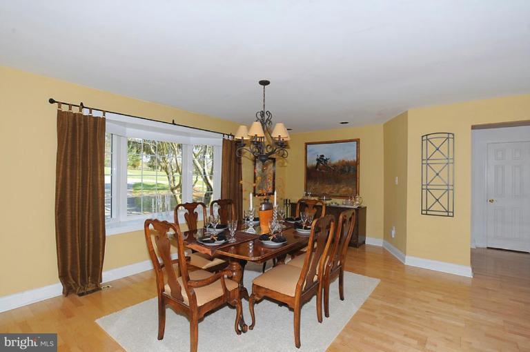 4350 Linthicum Road Dayton, MD 21036 - Photo 7 of 17 Dining Room