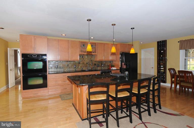 4350 Linthicum Road Dayton, MD 21036 - Photo 8 of 17 Kitchen