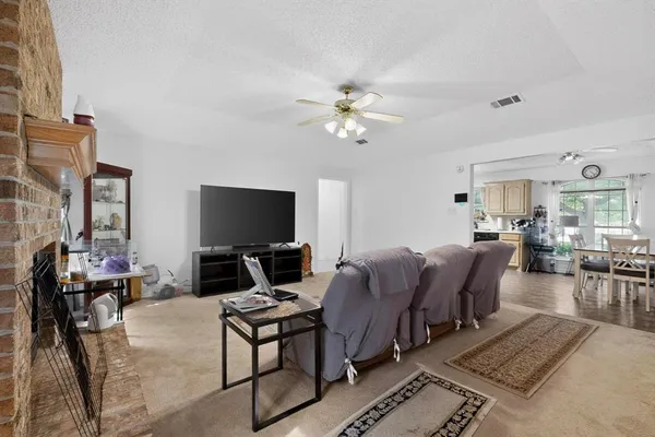 $279,900 | 412 Tara Lane, Red Oak, TX 75154