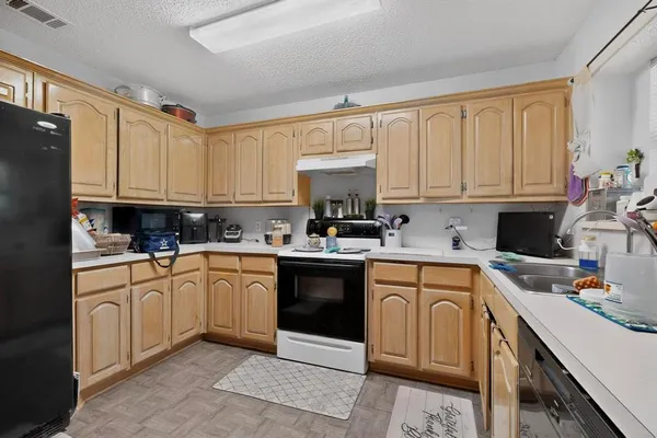 $279,900 | 412 Tara Lane, Red Oak, TX 75154