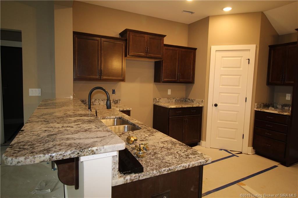 301 Crestview Lane Georgetown, IN 47122 - Photo 4 of 9 Gallery Image 4