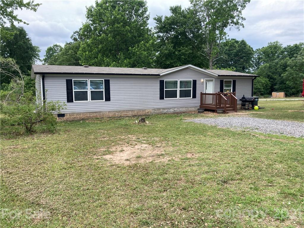 1365 Cape Hickory Road Hickory, NC 28601 - Photo 13 of 15 Gallery Image 13