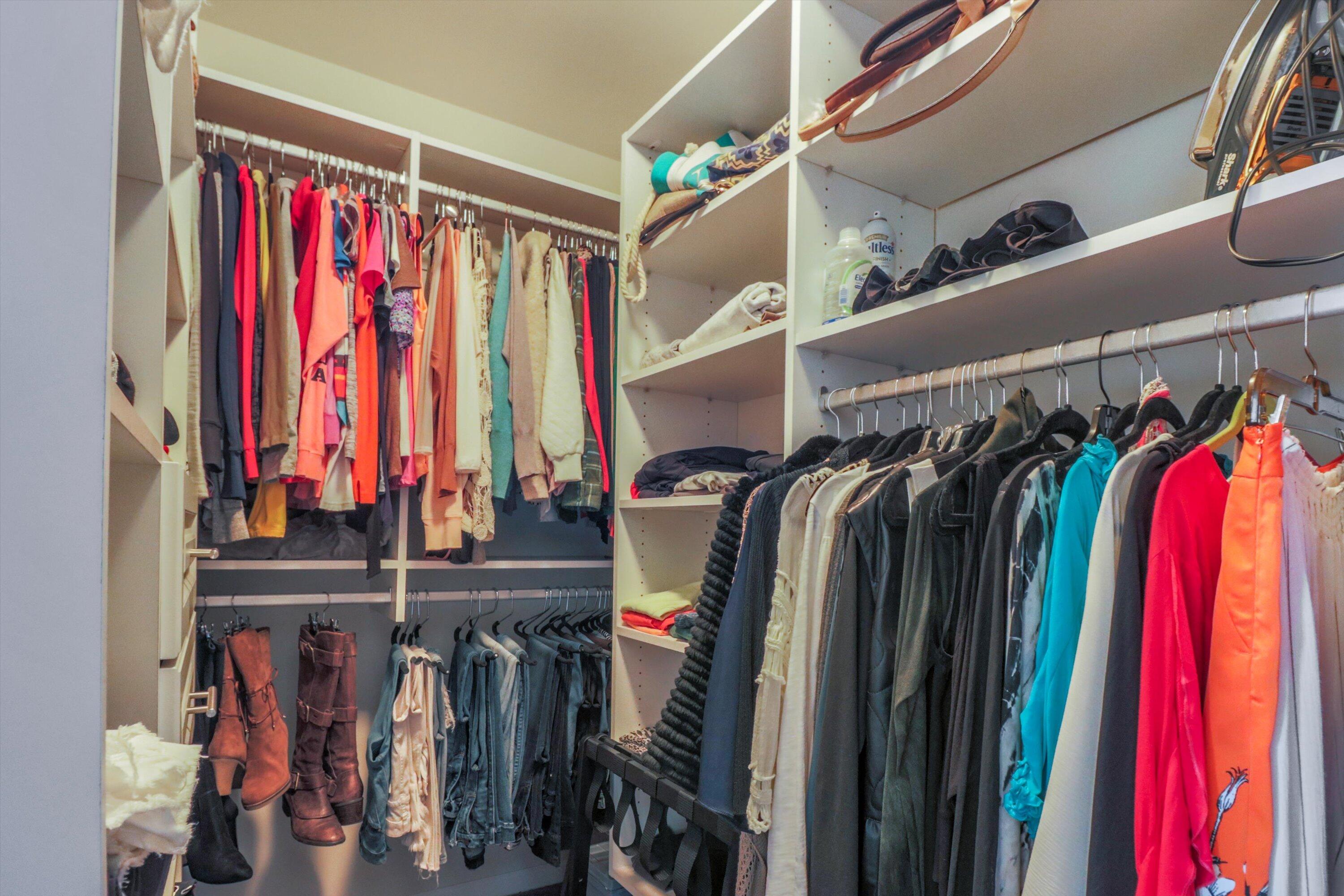 2605 Helmsdale Circle Rochester, MI 48307 - Photo 25 of 37 Closet