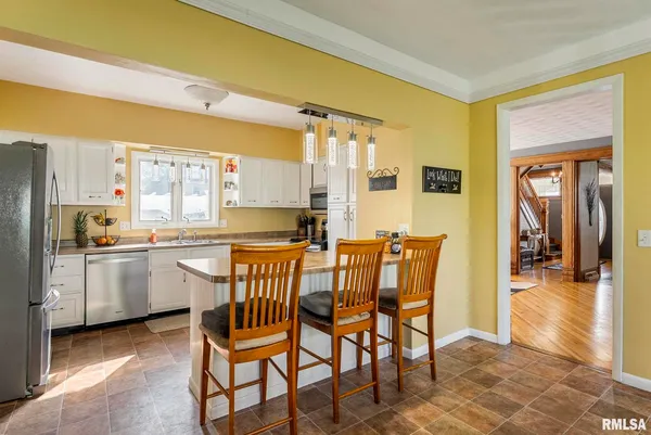 $350,000 | 109 West 6th Street, Wilton, IA 52778