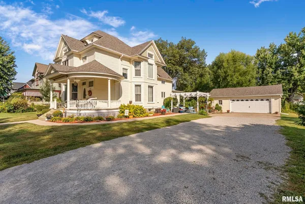 $350,000 | 109 West 6th Street, Wilton, IA 52778