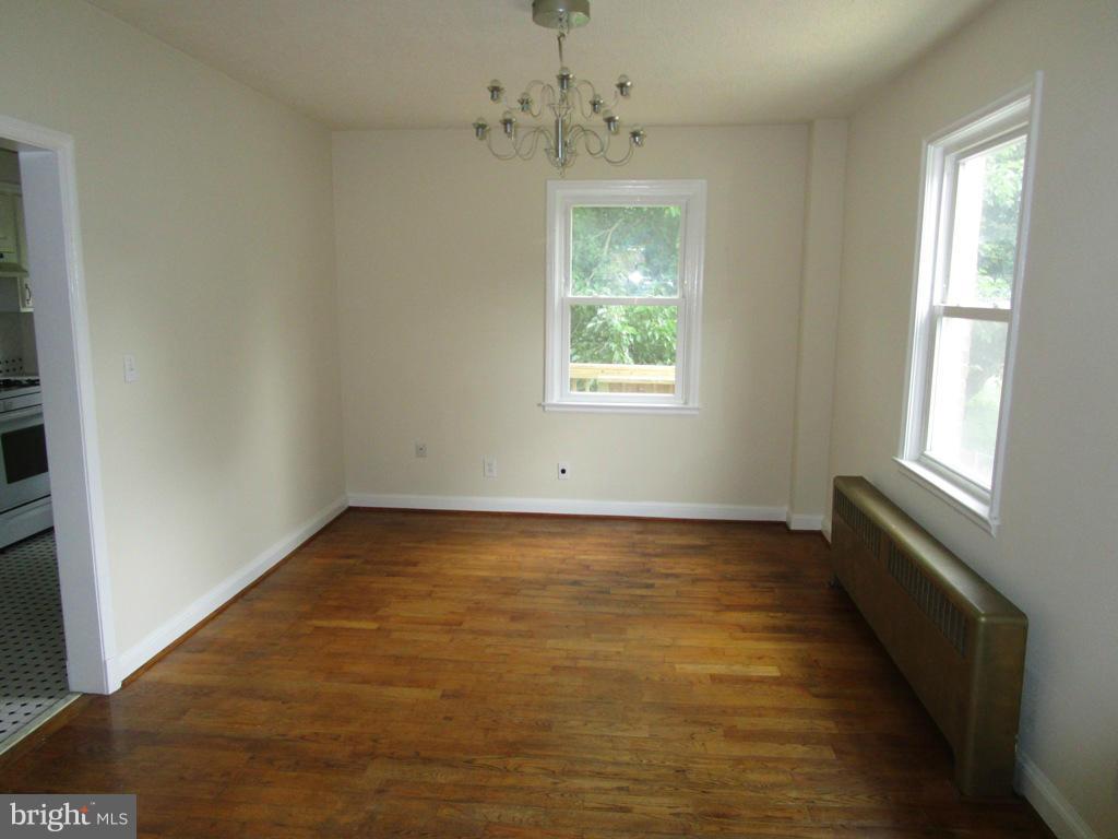 135 Cherrydell Road Catonsville, MD 21228 - Photo 5 of 11 Dining Room