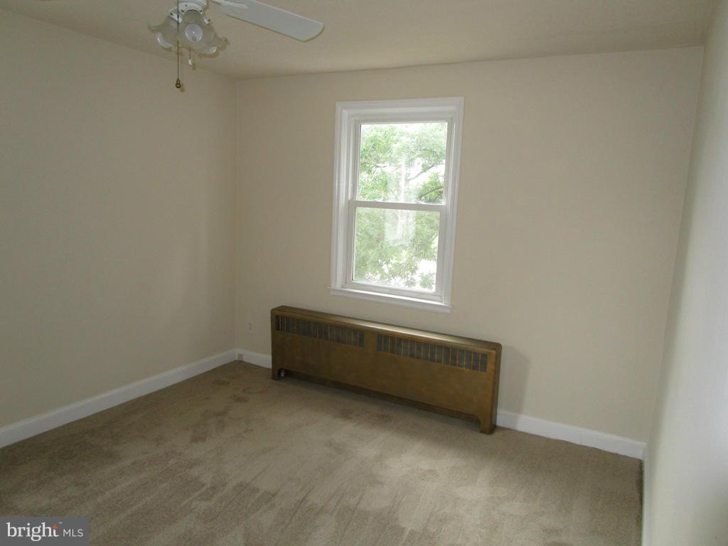135 Cherrydell Road Catonsville, MD 21228 - Photo 8 of 11 Bedroom