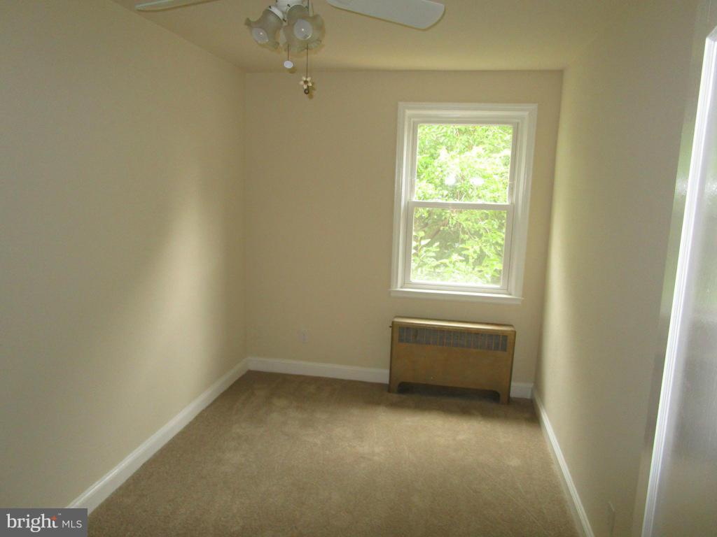 135 Cherrydell Road Catonsville, MD 21228 - Photo 9 of 11 Bedroom