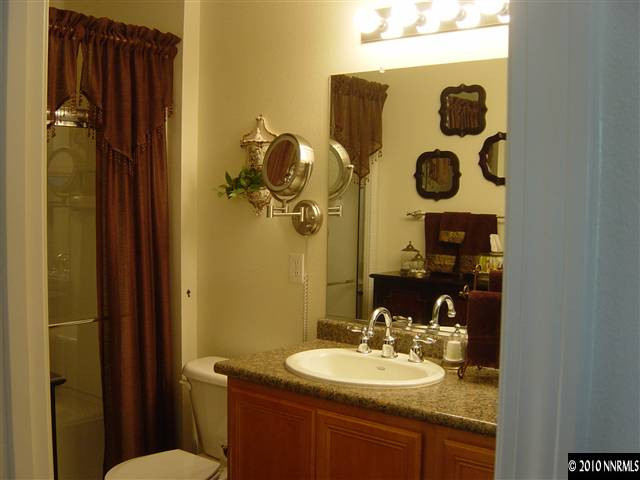 8892 Silverkist Drive Reno, NV 89506 - Photo 6 of 13 Photo 6