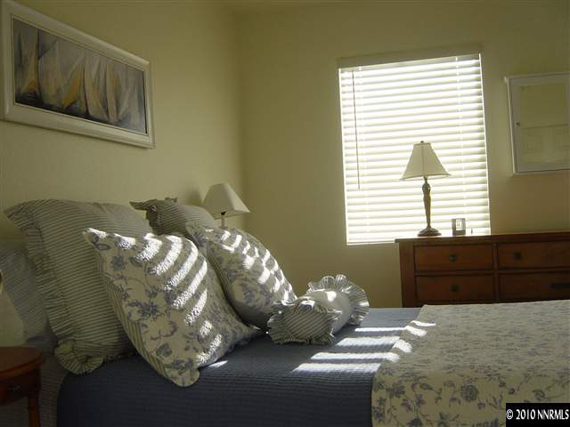 8892 Silverkist Drive Reno, NV 89506 - Photo 7 of 13 Photo 7