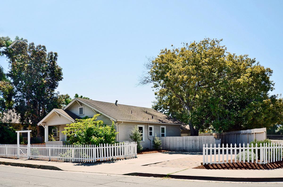 731 Riverside Avenue Santa Cruz, CA 95060 - Photo 1 of 26 Gallery Image 1