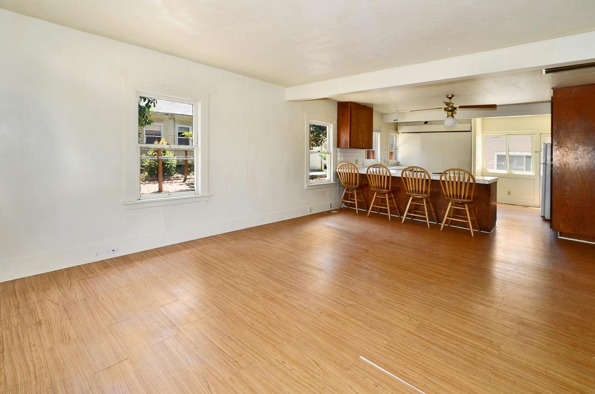 731 Riverside Avenue Santa Cruz, CA 95060 - Photo 12 of 26 Gallery Image 12