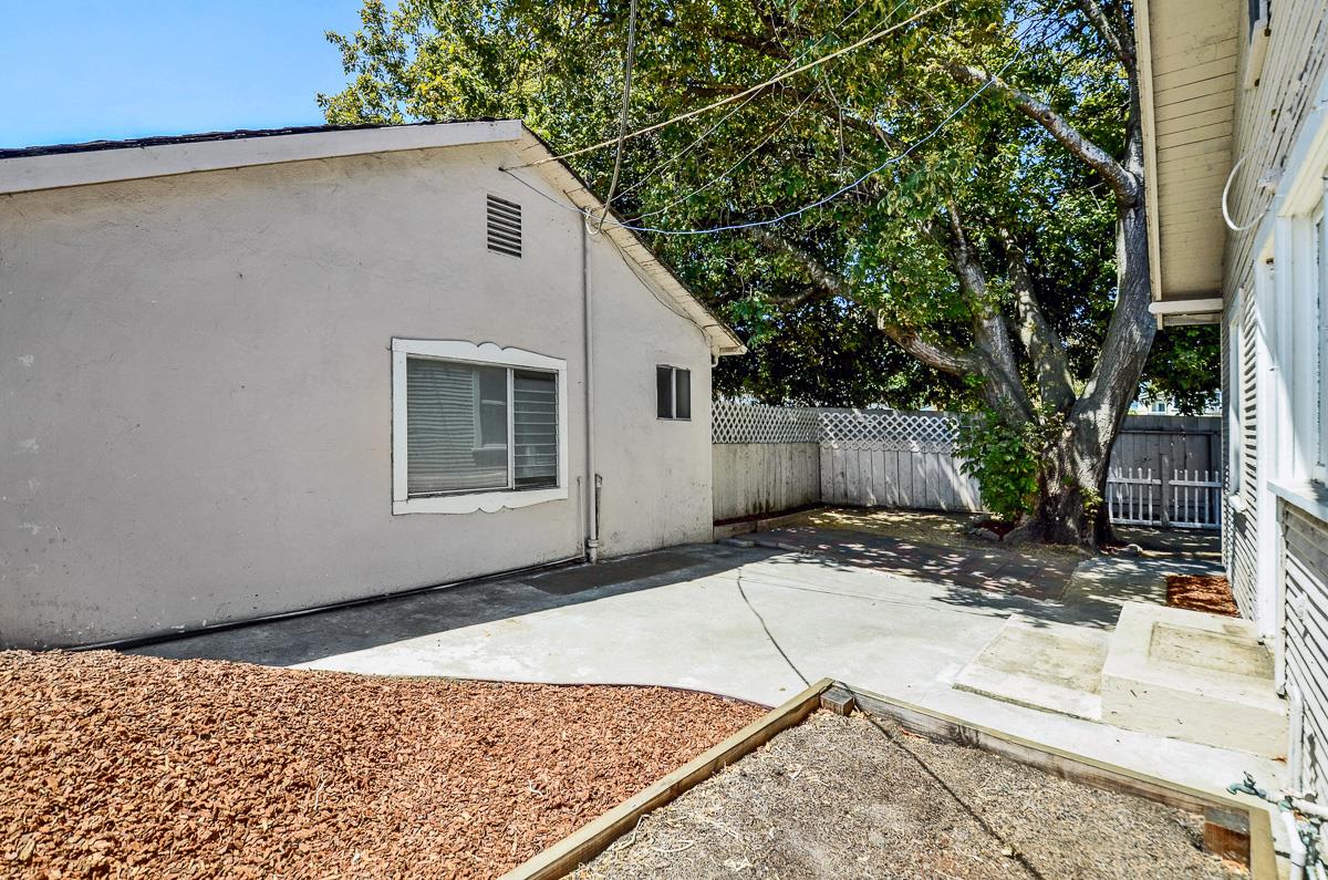 731 Riverside Avenue Santa Cruz, CA 95060 - Photo 21 of 26 Gallery Image 21