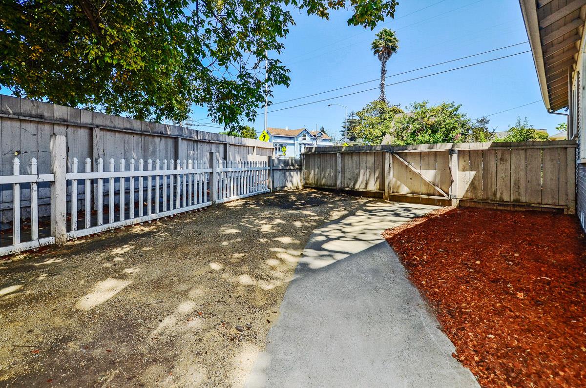 731 Riverside Avenue Santa Cruz, CA 95060 - Photo 9 of 26 Gallery Image 9