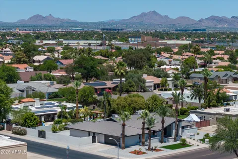 $1,850,000 | 5402 East Acoma Drive, Scottsdale, AZ 85254