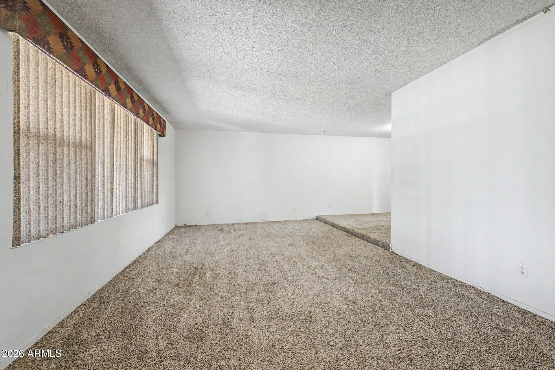 2403 East Del Rio Drive Tempe, AZ 85282 - Photo 10 of 57