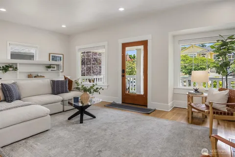 $1,375,000 | 2537 2nd Avenue West, Seattle, WA 98119