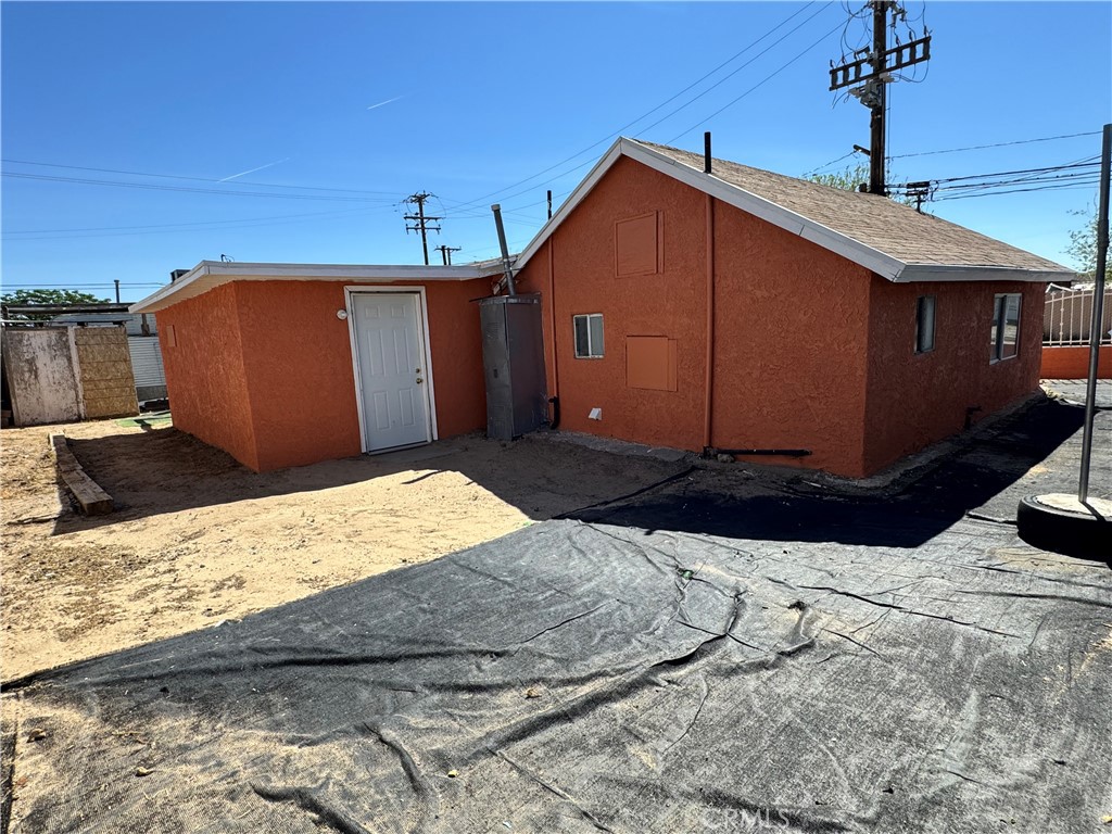 36528 Irwin Road Barstow, CA 92311 - Photo 17 of 37