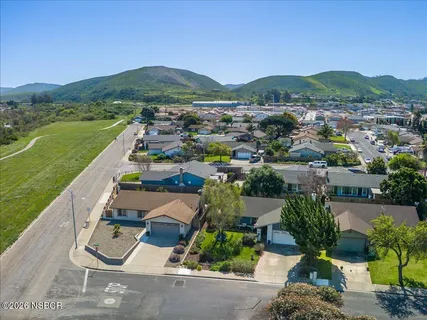 $624,500 | 1704 East Nectarine Avenue, Lompoc, CA 93436