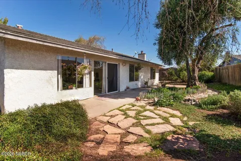 $624,500 | 1704 East Nectarine Avenue, Lompoc, CA 93436