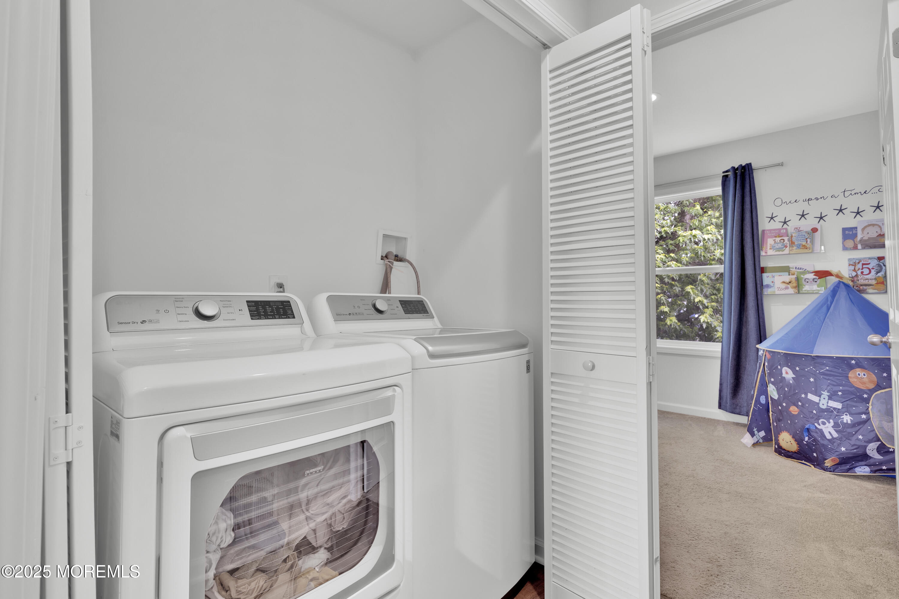 134 County Road Cliffwood, NJ 07721 - Photo 21 of 28 a utility room with dryer and washer