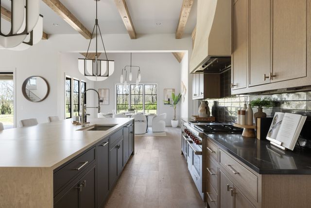 $3,192,000 | 1928 Silver Fox Road, Thompson's Station, TN 37179