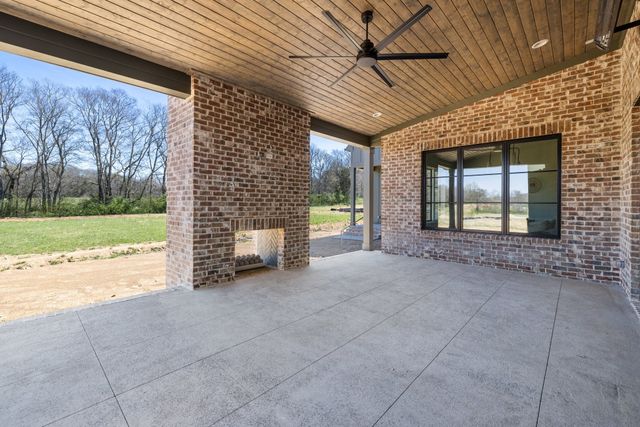$3,192,000 | 1928 Silver Fox Road, Thompson's Station, TN 37179