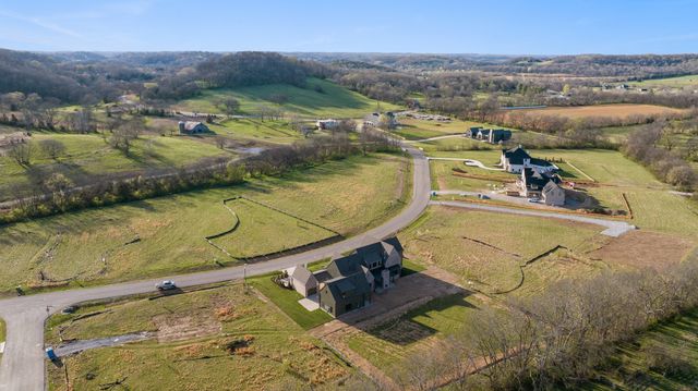 $3,192,000 | 1928 Silver Fox Road, Thompson's Station, TN 37179