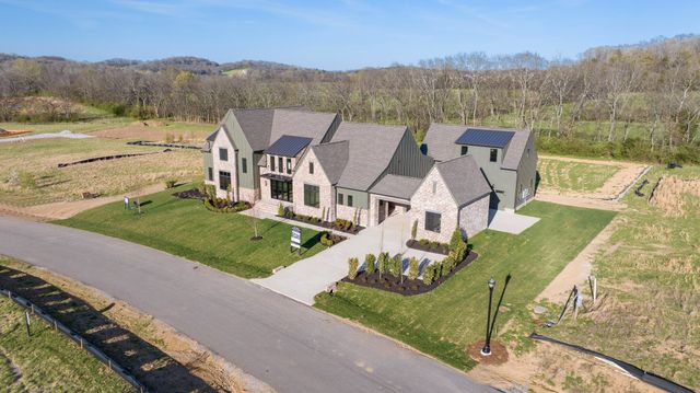 $3,192,000 | 1928 Silver Fox Road, Thompson's Station, TN 37179