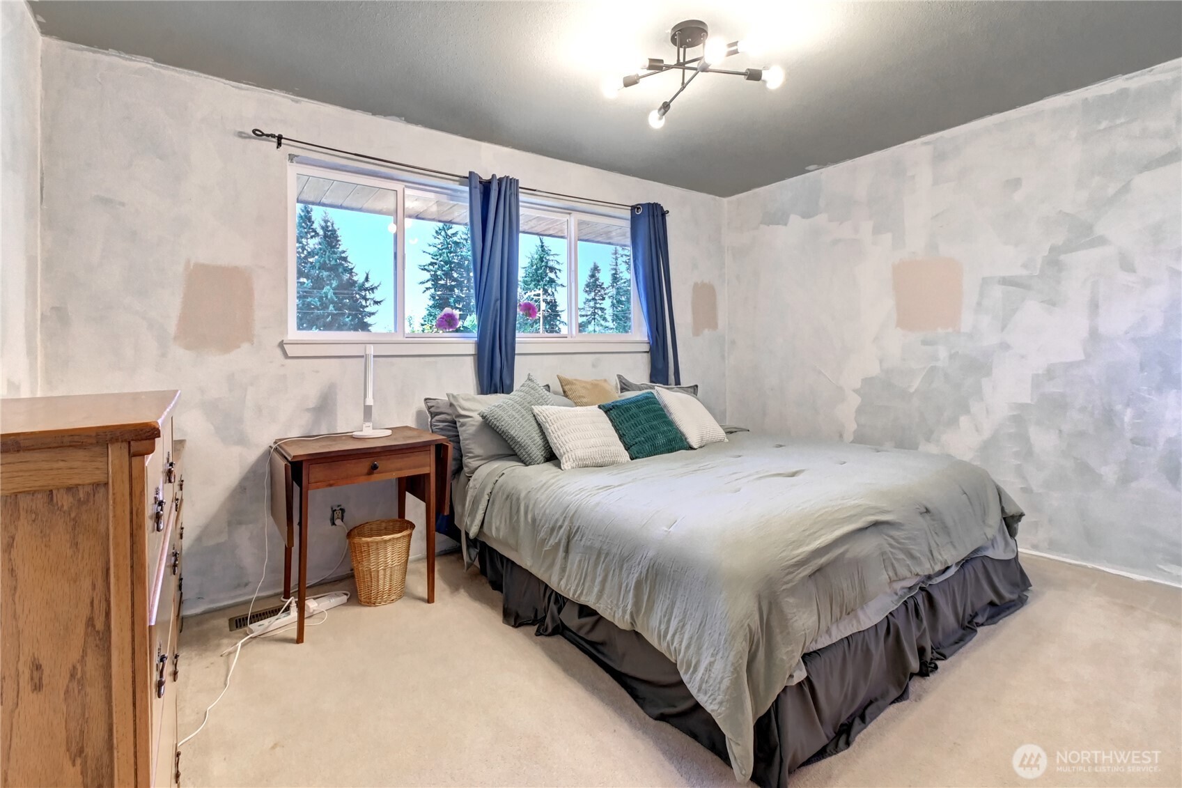 5110 Hilltop Road Everett, WA 98203 - Photo 14 of 19 Gallery Image 14