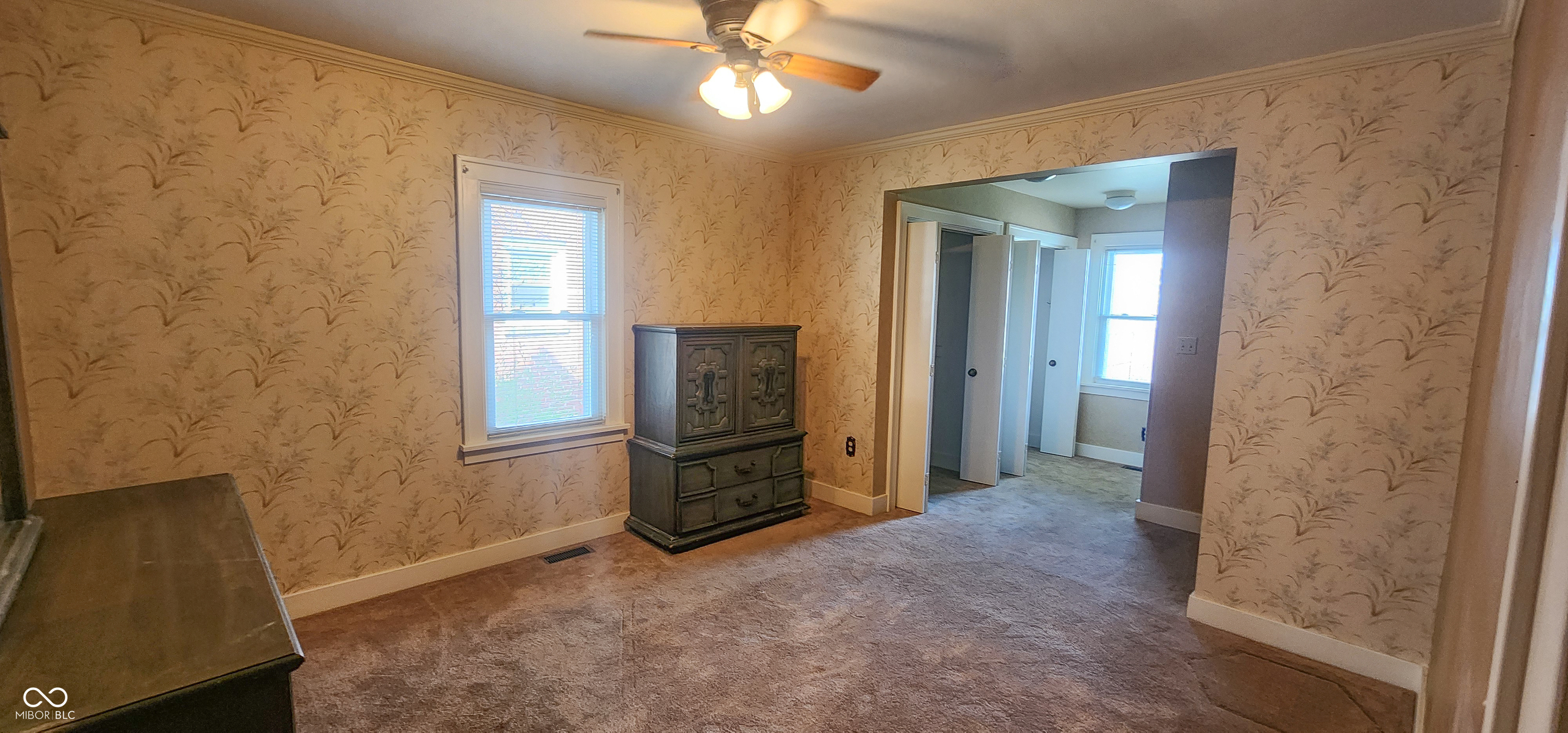 1635 Gilmore Street Columbus, IN 47201 - Photo 11 of 27