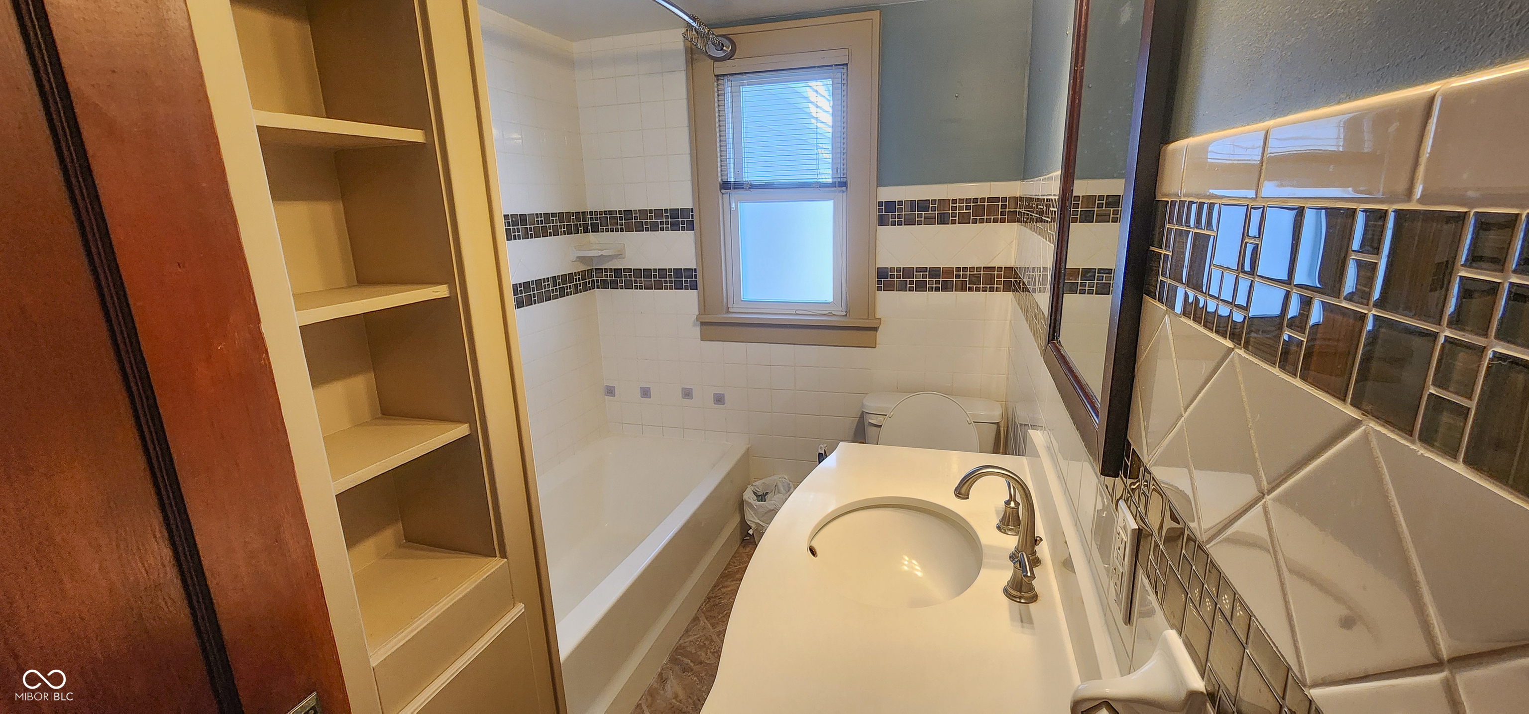 1635 Gilmore Street Columbus, IN 47201 - Photo 15 of 27