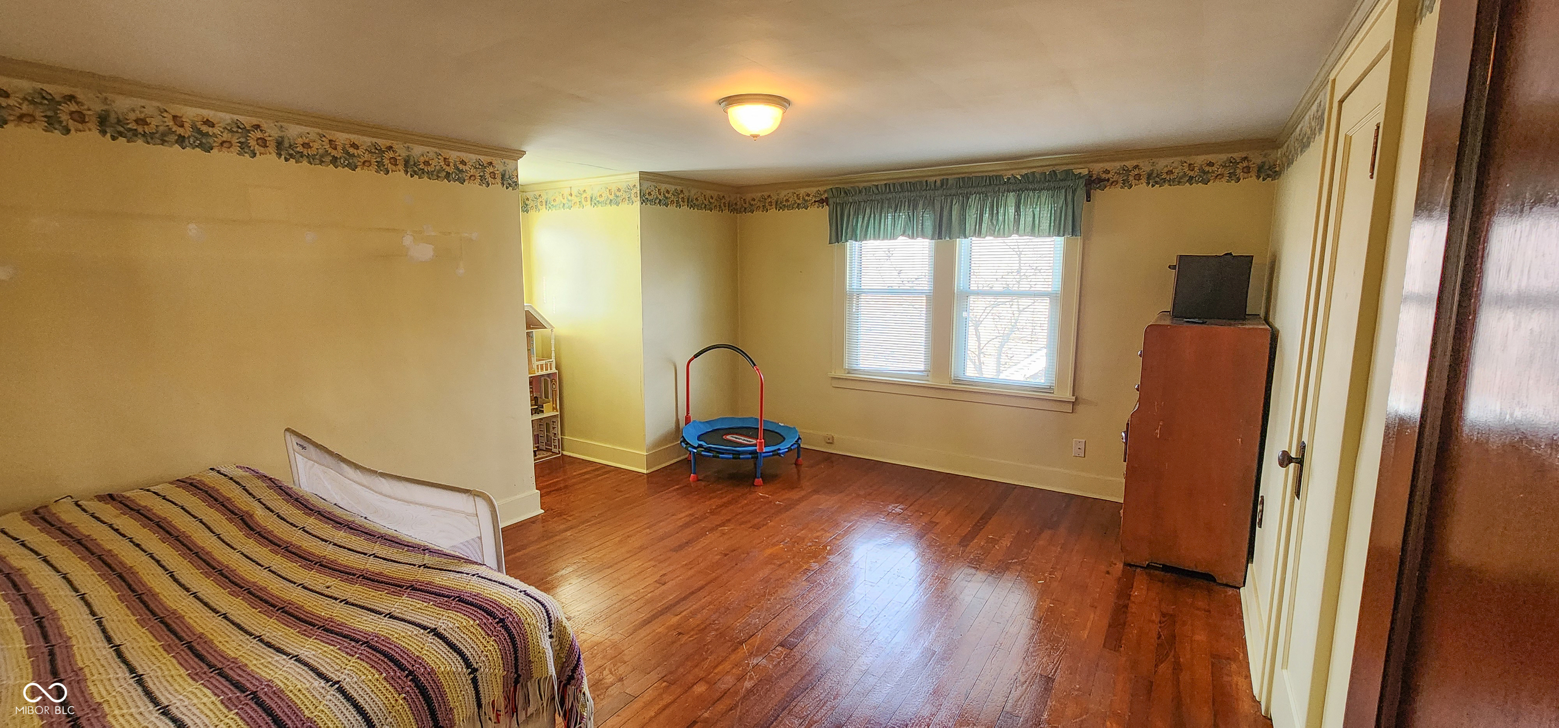 1635 Gilmore Street Columbus, IN 47201 - Photo 16 of 27