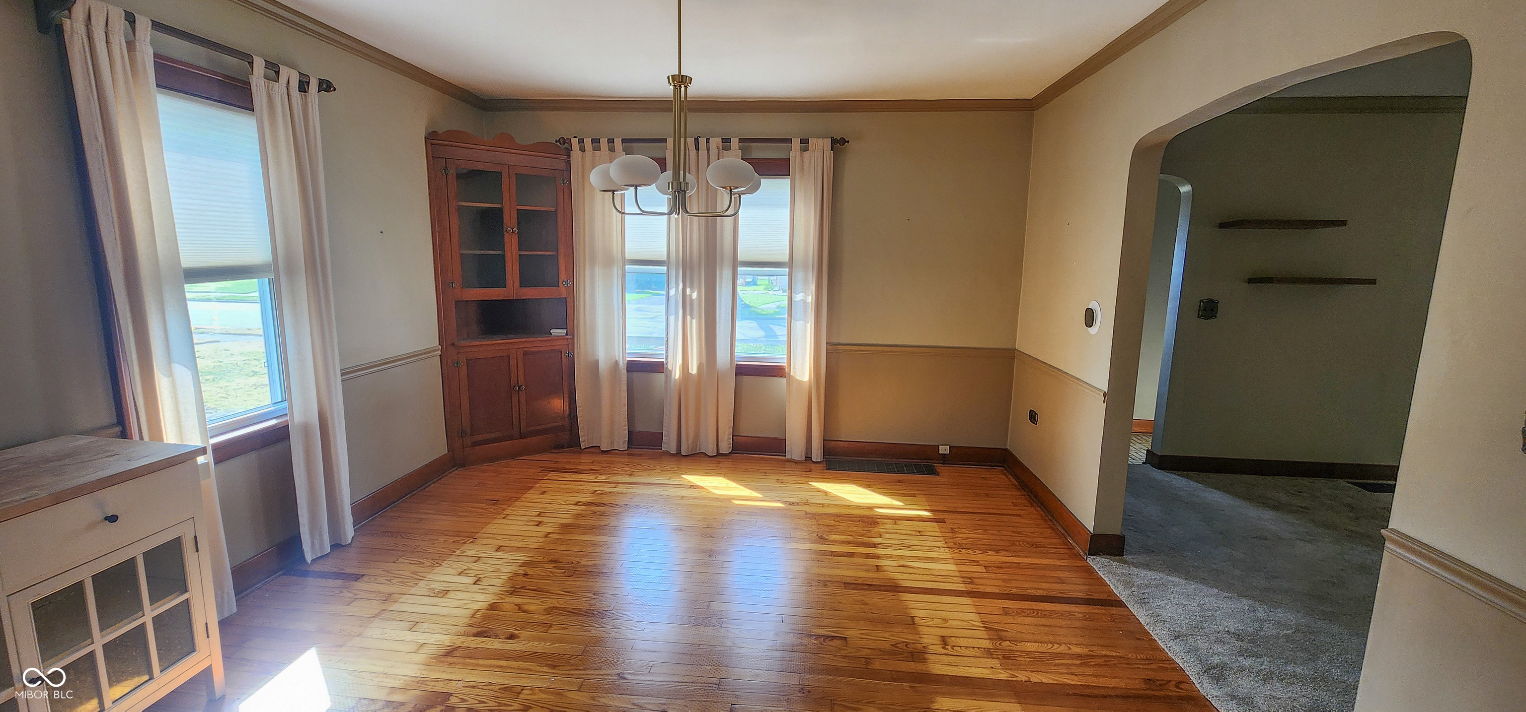 1635 Gilmore Street Columbus, IN 47201 - Photo 7 of 27