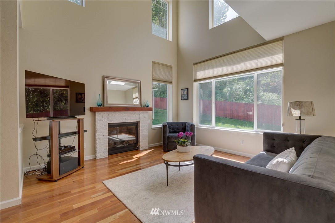 515 South 51st Court Renton, WA 98055 - Photo 6 of 29 Gallery Image 6