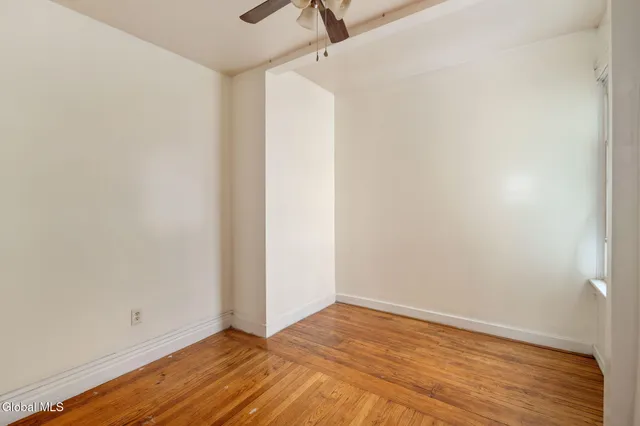 $380,050 | 2 1/2 First Street, Waterford, NY 12188