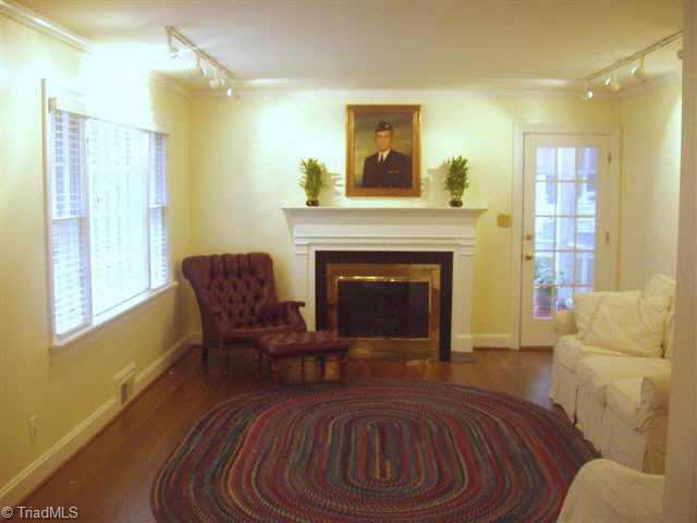 3350 Nottingham Road Winston-Salem, NC 27104 - Photo 5 of 9 Other. living room