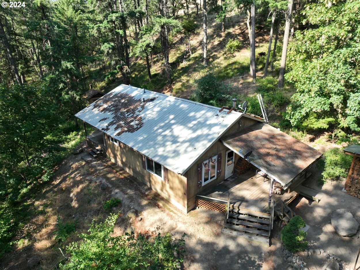 3475 Mosier Creek Road Mosier, OR 97040 - Photo 2 of 48 Gallery Image 2
