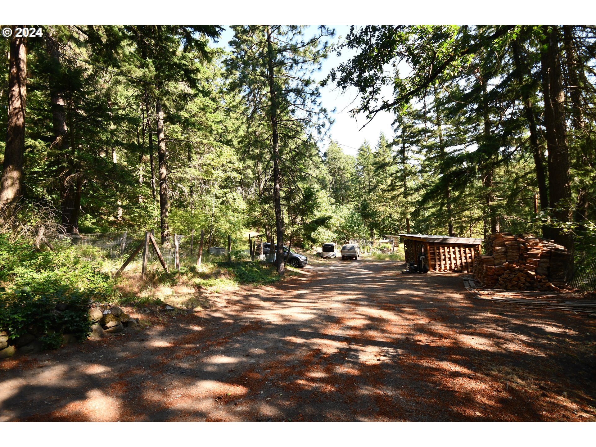 3475 Mosier Creek Road Mosier, OR 97040 - Photo 23 of 48 Gallery Image 23