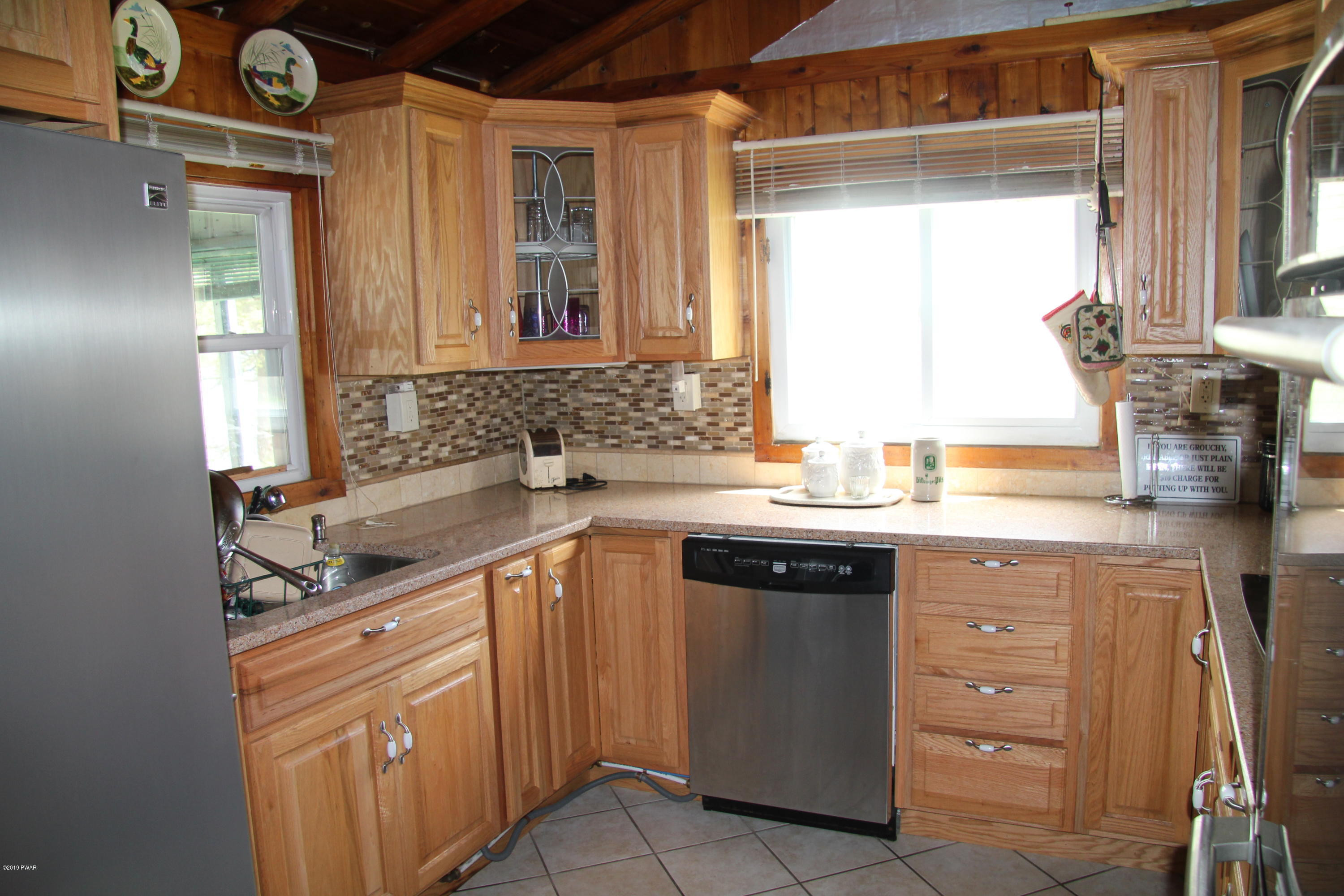 290 Lake Lorain Road Poyntelle, PA 18454 - Photo 7 of 21