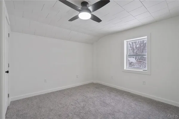 $164,500 | 207 East 2nd Street, Oswego, NY 13126