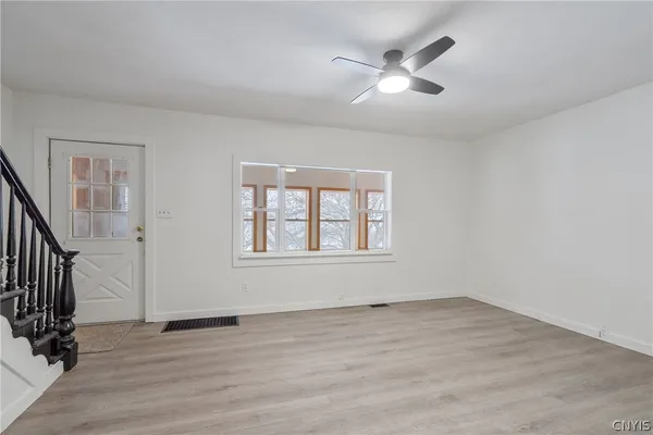 $164,500 | 207 East 2nd Street, Oswego, NY 13126